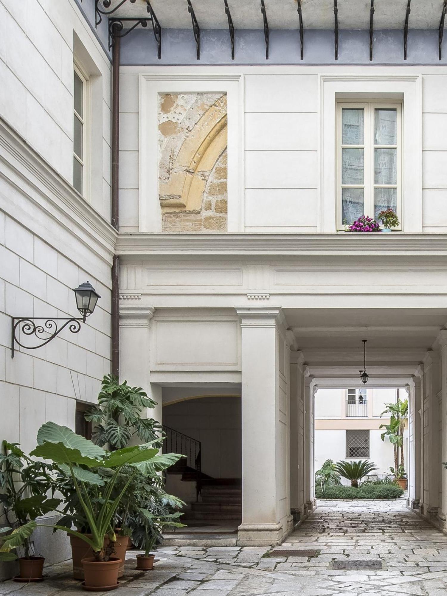 Palazzo Castrofilippo Apartment By Wonderful Italy Palermo Exterior photo
